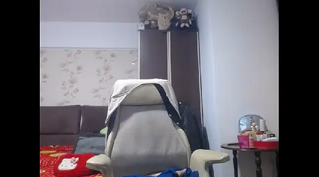 Snapshot of Mary_x chatting on March 12, 6:51 am Mary x online show from March 12, 6:51 am