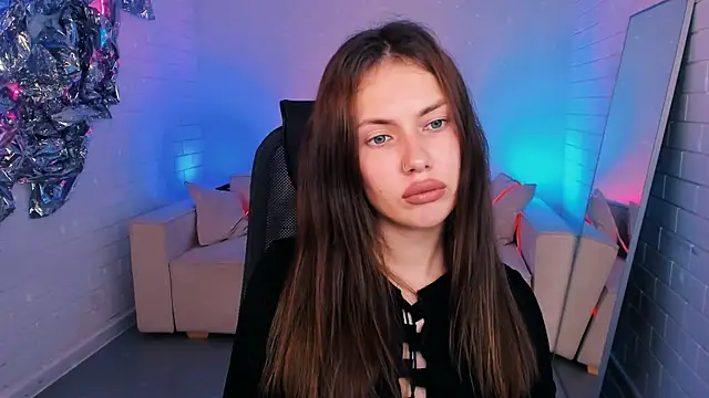 Snapshot of SeaJorji chatting on November 3, 1:23 pm SeaJorji online show from November 3, 1:23 pm