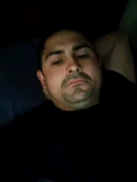 Snapshot of Bradd_32 chatting on February 28, 12:06 pm Bradd 32 online show from February 28, 12:06 pm