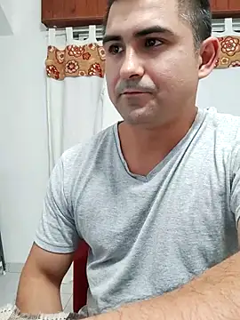 Snapshot of Bradd_32 chatting on March 2, 3:52 am Bradd 32 online show from March 2, 3:52 am