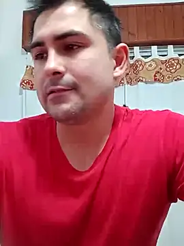 Snapshot of Bradd_32 chatting on May 10, 2:50 am Bradd 32 online show from May 10, 2:50 am