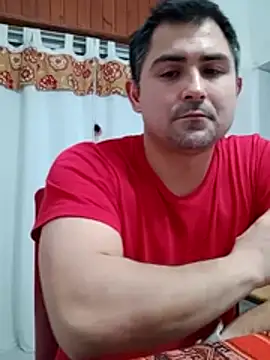 Snapshot of Bradd_32 chatting on May 29, 2:20 am Bradd 32 online show from May 29, 2:20 am