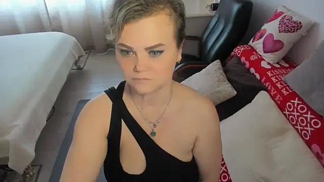 MildMature online show from July 8, 10:42 am