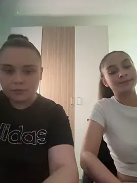 FemmeAffair online show from March 14, 12:17 am