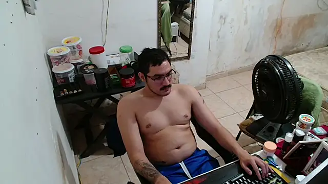 Leonino231 online show from December 18, 4:18 am