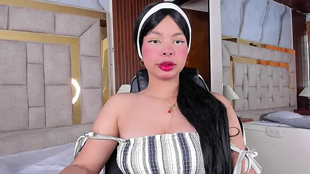 PamelaCullen online show from December 1, 2:22 pm