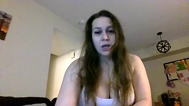 Snapshot of thedevinemama chatting on March 12, 1:34 am thedevinemama online show from March 12, 1:34 am