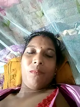 Savita992 online show from October 14, 12:00 am