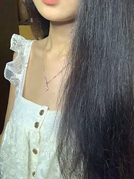 Nhinhi18 online show from June 9, 3:01 pm