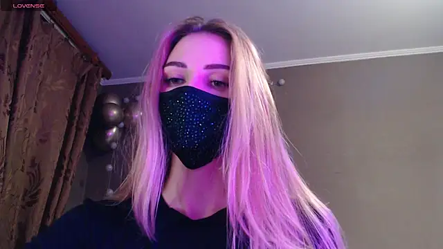 Iris lave online show from November 12, 4:18 pm