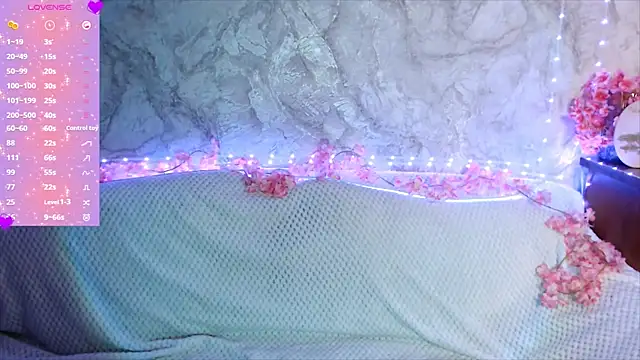 ChocolateKity online show from December 19, 3:02 am