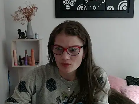 Camila-ventura online show from November 11, 7:47 pm