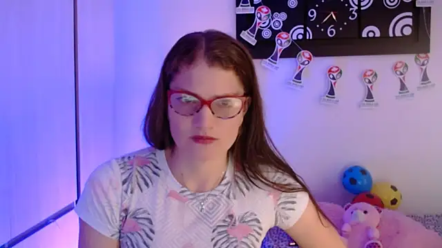 Camila-ventura online show from July 9, 1:37 pm