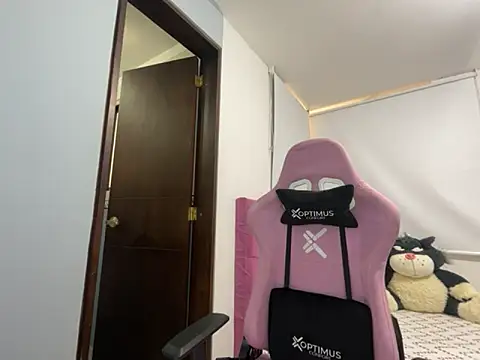 lucy grey25 online show from September 23, 2:20 pm