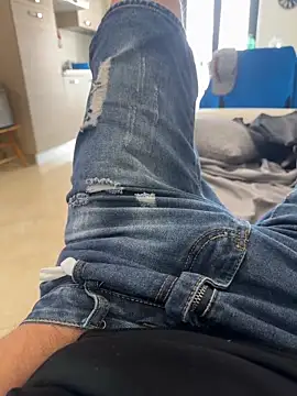 Vins 10 online show from April 21, 6:20 am