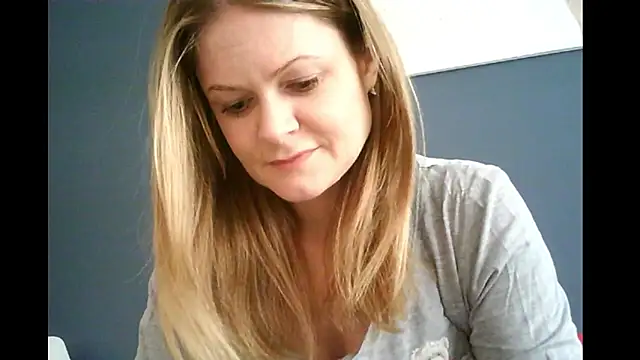 Snapshot of Ginger-bb chatting on March 2, 7:26 am Ginger-bb online show from March 2, 7:26 am