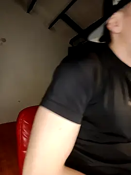 Logan sixxer online show from September 28, 3:23 am