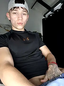 Logan sixxer online show from March 21, 9:29 pm