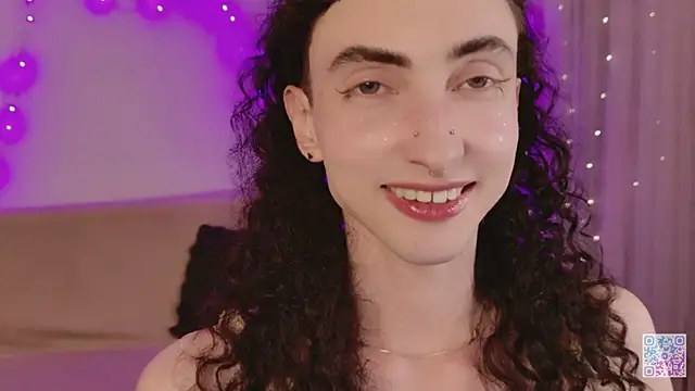 Queen of tease online show from May 23, 11:42 pm