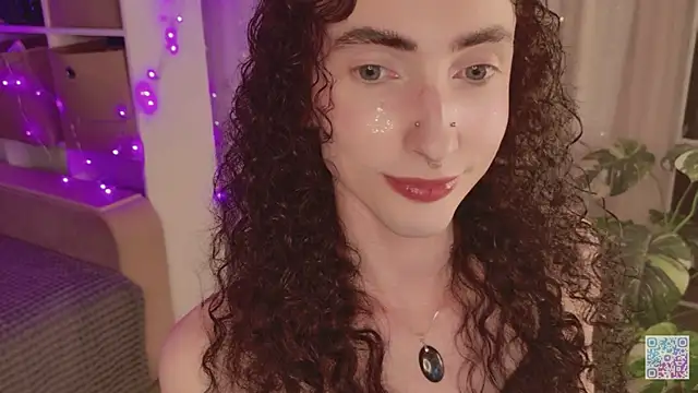 Queen of tease online show from June 26, 7:40 pm