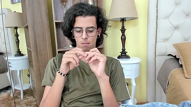 Ibratxandy online show from January 6, 7:06 pm