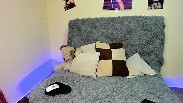  viollette  online show from October 17, 10:56 pm