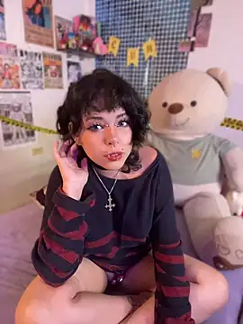Snapshot of PixelKitty_ chatting on July 2, 3:34 am PixelKitty online show from July 2, 3:34 am