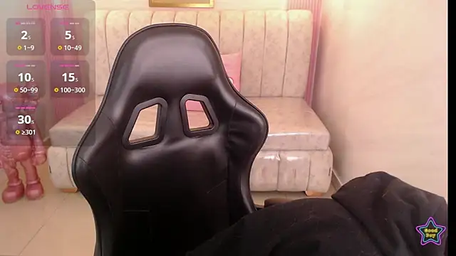 venuss09 s online show from February 12, 1:28 pm