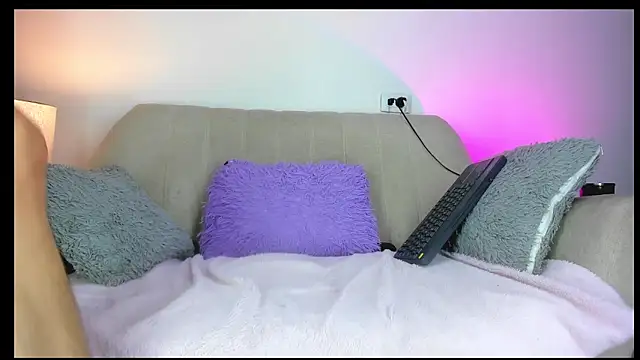 teo saenz online show from January 18, 12:25 am