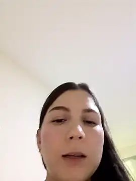 Arianna Moss online show from June 5, 7:41 pm