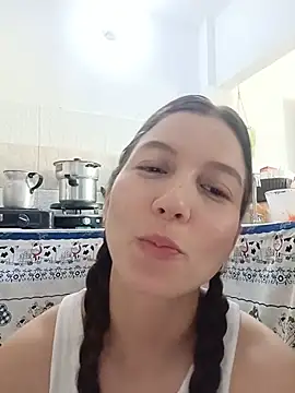 Arianna Moss online show from July 10, 4:20 pm