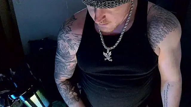 Snapshot of CloudyKingG chatting on March 9, 5:33 am CloudyKingG online show from March 9, 5:33 am