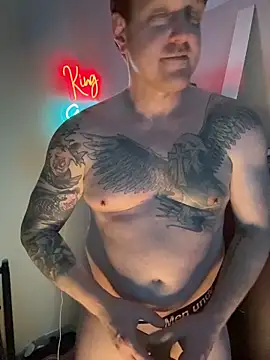 Snapshot of CloudyKingG chatting on March 31, 10:37 am CloudyKingG online show from March 31, 10:37 am