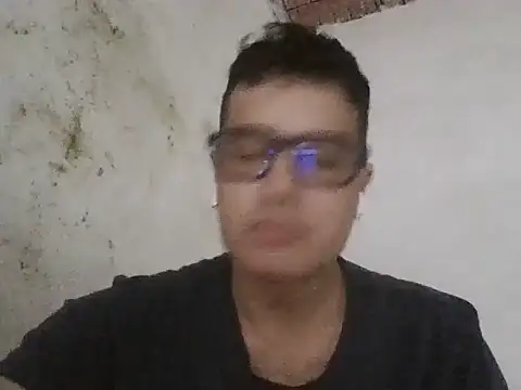 Quarentaoon online show from October 12, 8:30 pm