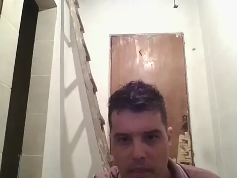 Quarentaoon online show from October 16, 9:27 pm