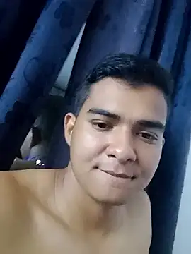 Snapshot of DeivanR_6 chatting on October 23, 6:56 am DeivanR 6 online show from October 23, 6:56 am