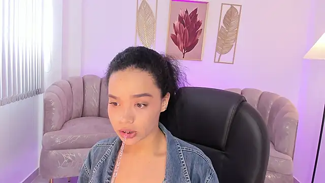 Ayshel cooperr online show from October 12, 4:17 pm