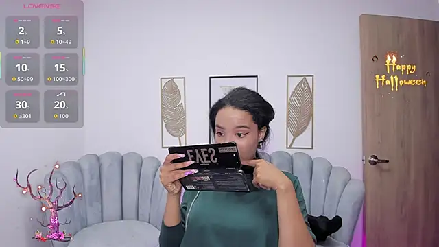 Ayshel cooperr online show from October 25, 4:20 am