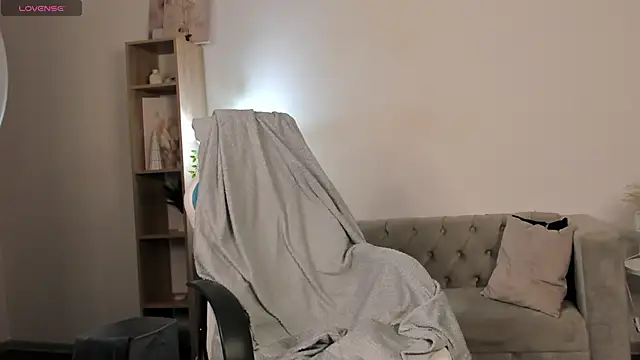 Kati Li online show from November 6, 10:49 am