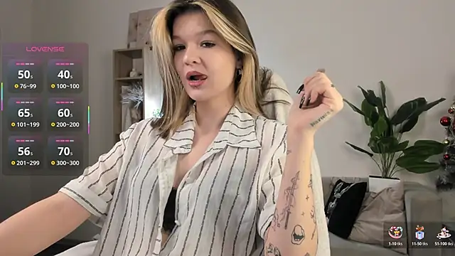 Kati Li online show from December 1, 11:04 am