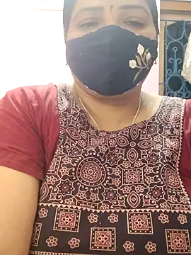 lathikaqueentamil online show from October 5, 5:00 pm