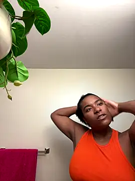 Tu GataLinda online show from September 28, 1:11 am