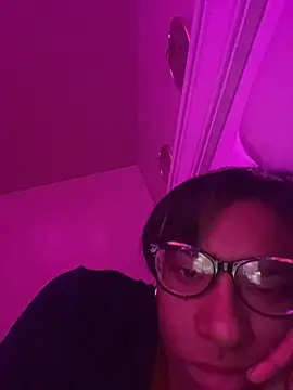 Tu GataLinda online show from February 5, 4:50 am