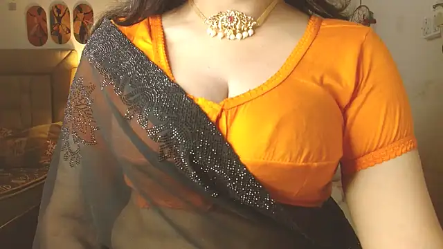 Jazz kaur  online show from July 17, 7:37 am