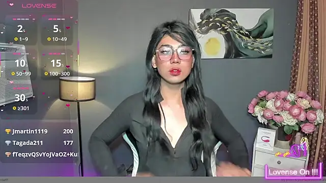 Snapshot of SexGoddess_Seraphina chatting on October 19, 9:59 pm SexGoddess Seraphina online show from October 19, 9:59 pm