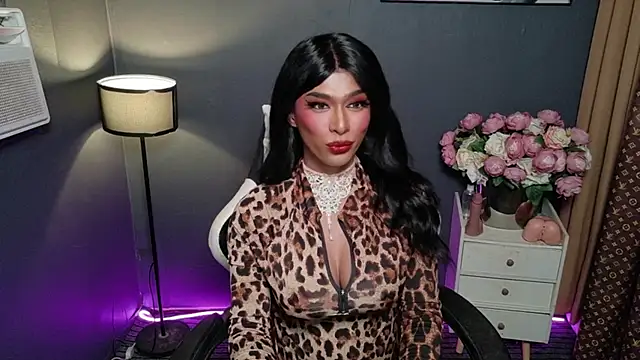 Snapshot of SexGoddess_Seraphina chatting on November 18, 9:52 pm SexGoddess Seraphina online show from November 18, 9:52 pm