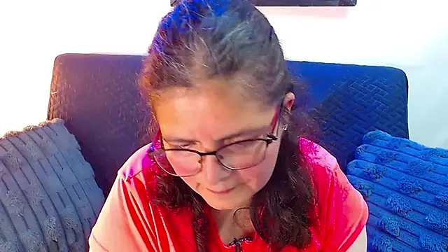 Snapshot of Linda_banks_ chatting on June 9, 2:01 am Linda banks online show from June 9, 2:01 am