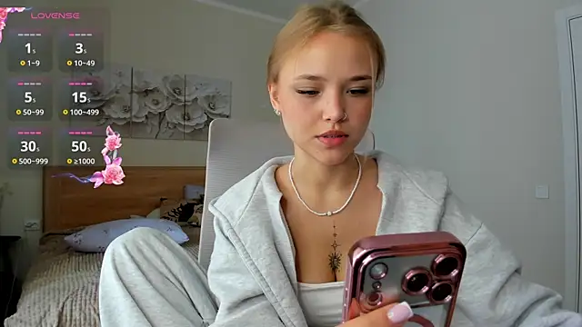 flooora 0 online show from July 29, 1:59 am