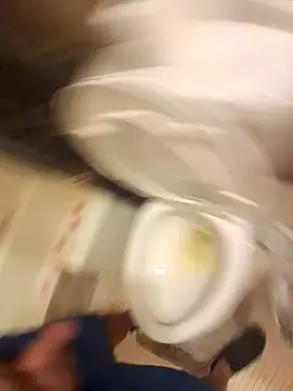 Snapshot of pullitoff chatting on February 15, 1:13 am pullitoff online show from February 15, 1:13 am