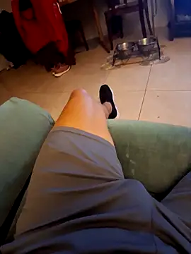 Snapshot of pullitoff chatting on February 28, 1:28 am pullitoff online show from February 28, 1:28 am